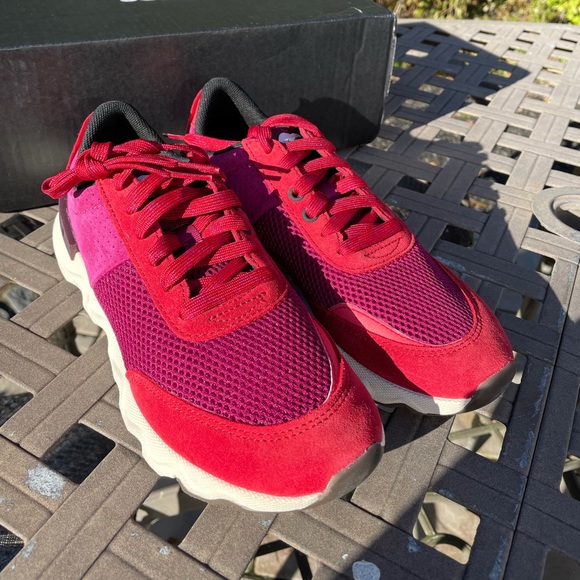 SOREL KINETIC LITE LACE 9 Womens Sneaker NEW - Picture 8 of 9